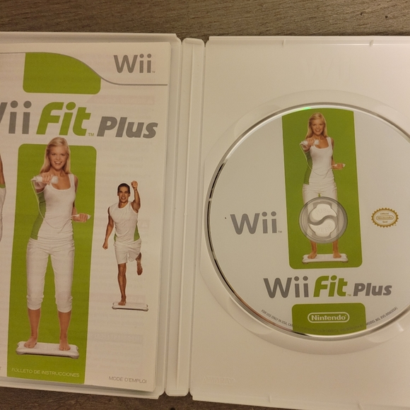 Nintendo Wii Fit Plus with Board - Picture 2 of 4